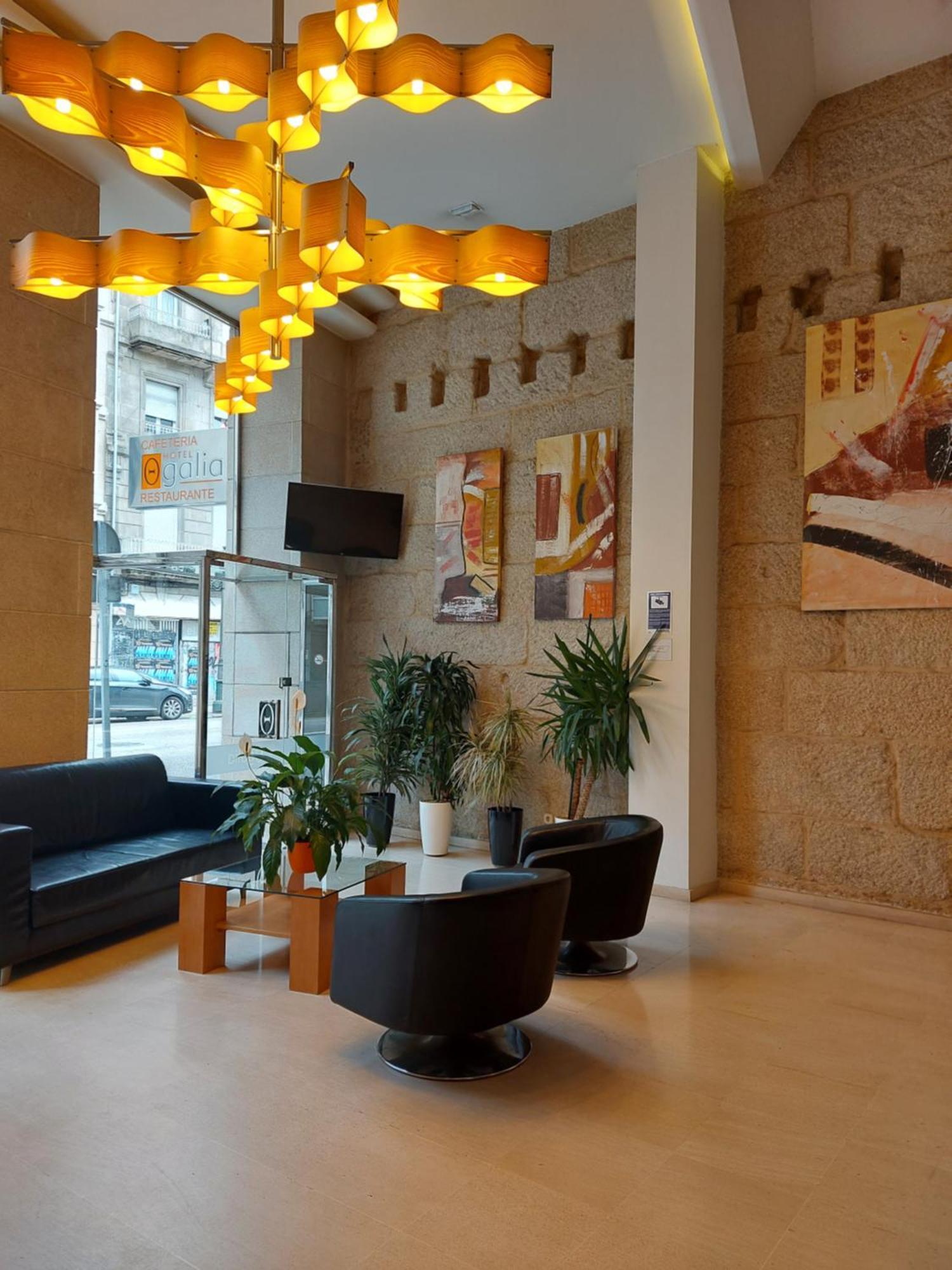 U Hotel Ogalia Виго Экстерьер фото